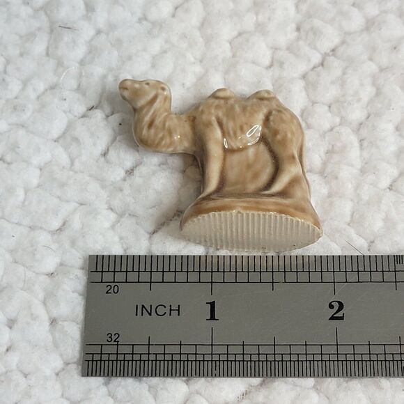 Wade England Vtg Red Rose Tea Miniature Porcelain Camel Figurine Art Collectible - Picture 7 of 7